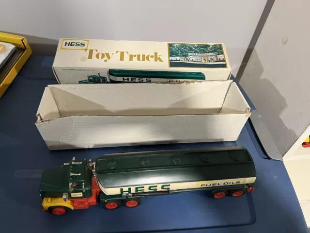 Hess 1977-78 Toy Truck