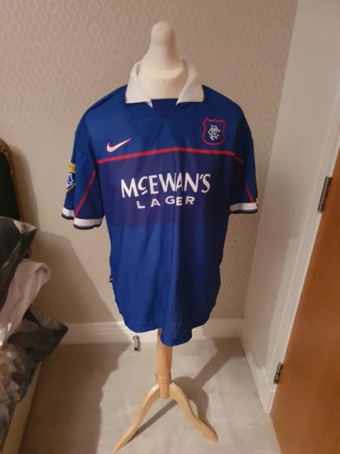 Match getragenes Glasgow Rangers Shirt