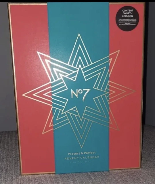 BOOTS NO7 PROTECT & Perfect Advent Calendar 2023 Christmas 25 Items New