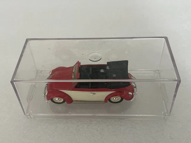 Voiture Miniature Volkswagen Coccinelle Cabriolet 1949 Verte - Vitesse 1/43 Vintage