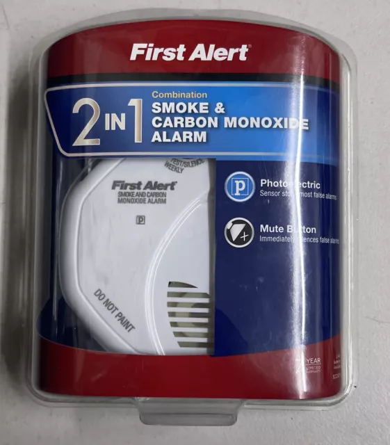 First Alert 2-in-1 Combination Smoke & Carbon Monoxide Alarm Photoelectric