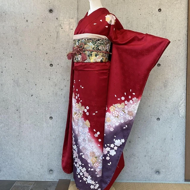 Furisode Japanese Kimono Pure silk kimono ground crested Long Sleeves