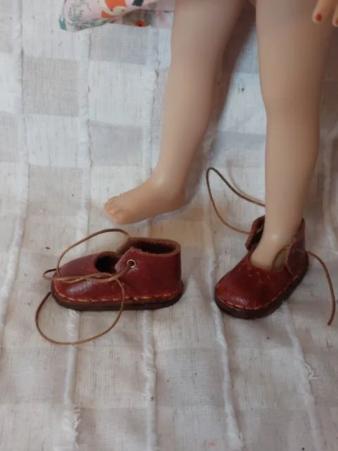 les chaussures  d'artist en cuir compatibles poupée -  effner - little darling