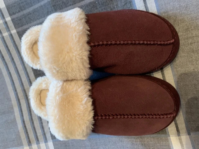 Slippers at 2025 marks
