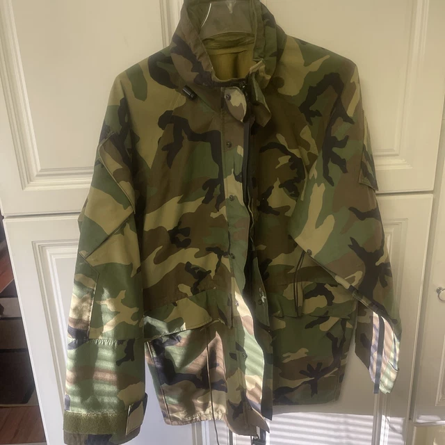 USMC US Marines  Gore-Tex Jacket Parka Medium￼ Regular MR Woodland￼