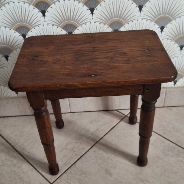 Ancienne Table En Bois Pour Maison De Poupée (mobilier Jouet, Fabrication Française)