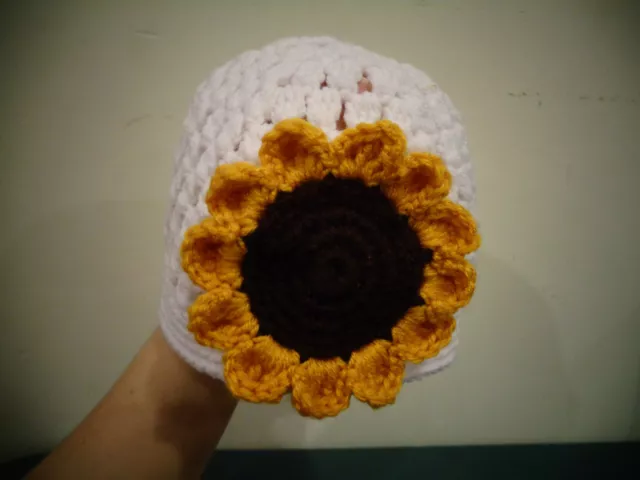 Hand Made Crochet Childs Sunflower Hat 6-12 Months