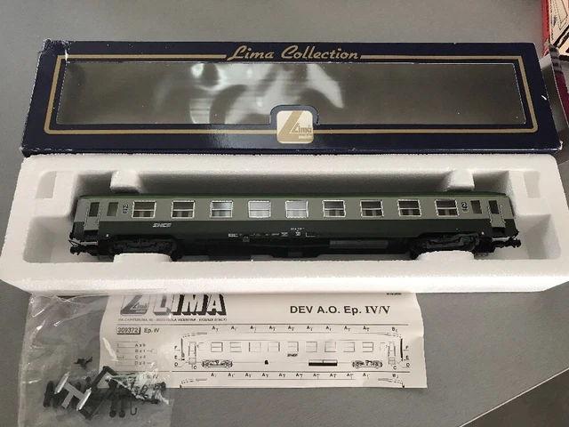 Wagon Lima - Voiture Voyageurs 2e Classe DEV AO - Vert/argent - HO (1/87) - Neuf