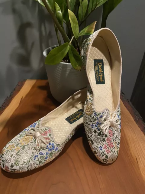 Vintage DANIEL GREEN Lotus Floral Jacquard Tapestry Comfy Slippers B65