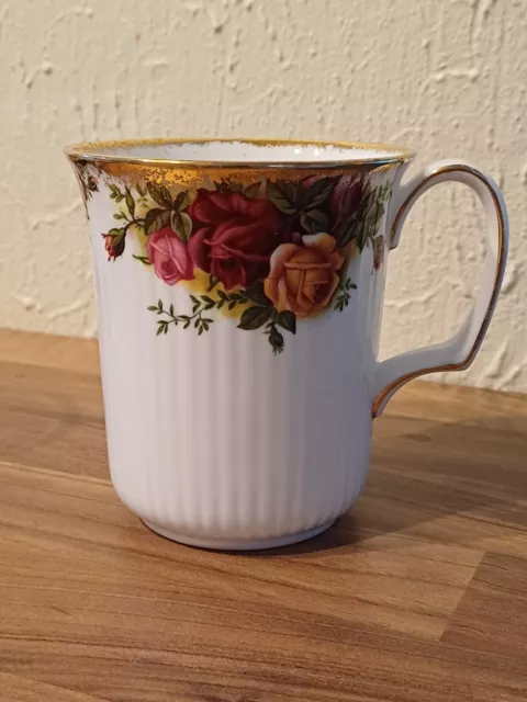 Royal Albert Old Country Roses Ribbed Bone China Mug