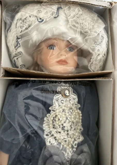 Heritage Signature Collection Juliana Lady of Elegance Porcelain Doll Open Box 2