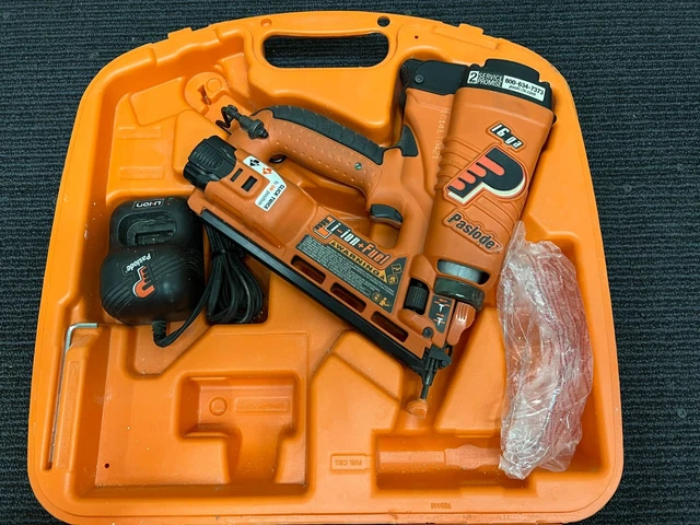 Paslode IM250A Li 16-Gauge 20* Angled Cordless Finish Nailer 902400 Full Kit Paslode IM250A Li 16-Gauge 20* Angled Cordless Finish Nailer 902400 Full Kit