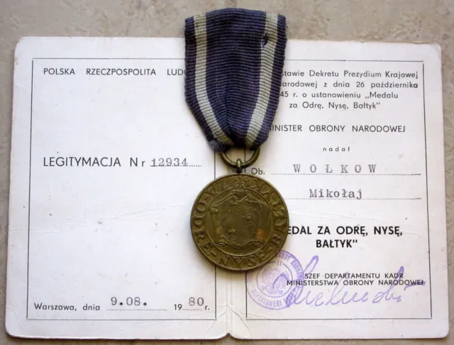 POLOGNE Médaille de campagne de la Seconde Guerre mondiale pour l'Oder, la...