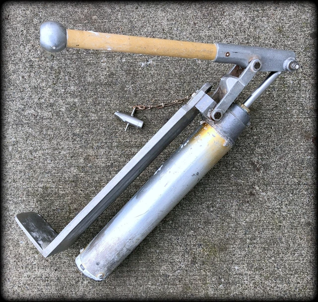 Tape Tech Drywall Mud Pump