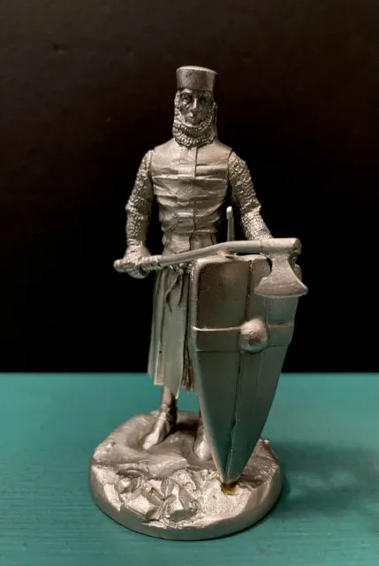 BHA Pewter Metal English Crusader Knight Templar Shield Diorama Mini Figurine