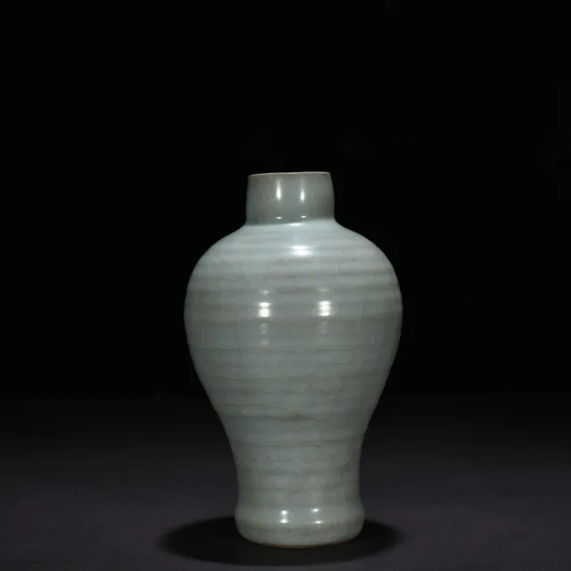7.1" China porcelain song dynasty guan kiln mark cyan glaze Ice crack Pulm Vase