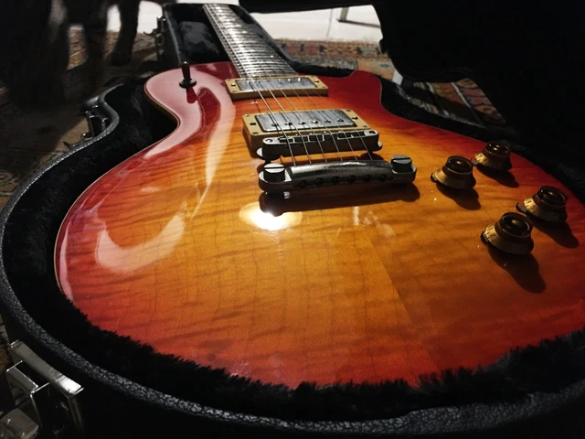 Guitare Les Paul Greco  Mint Collection EG 5970 - Excellent état 1989