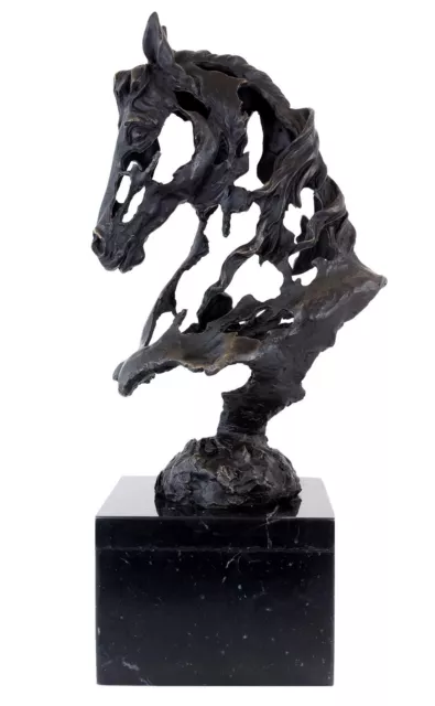 Apokalyptisches Pferd, Moderne Bronzeskulptur auf Marmor - sign. M. Klein