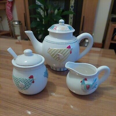 Gisela Graham Gisela Graham Green Teapot Ceramic Country Cottage Afternoon Tea Mother's Day 
