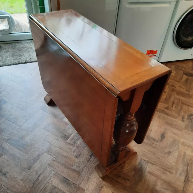 Gate leg table, Oak, Antique Edwardian style