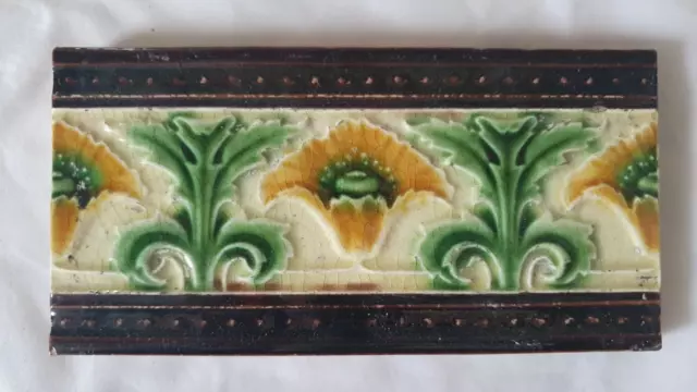 English Antique Art Nouveau Design  6 X 3 Inch Border Tile