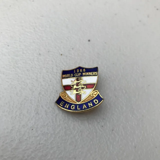 1966 world cup winners pin badge England Football