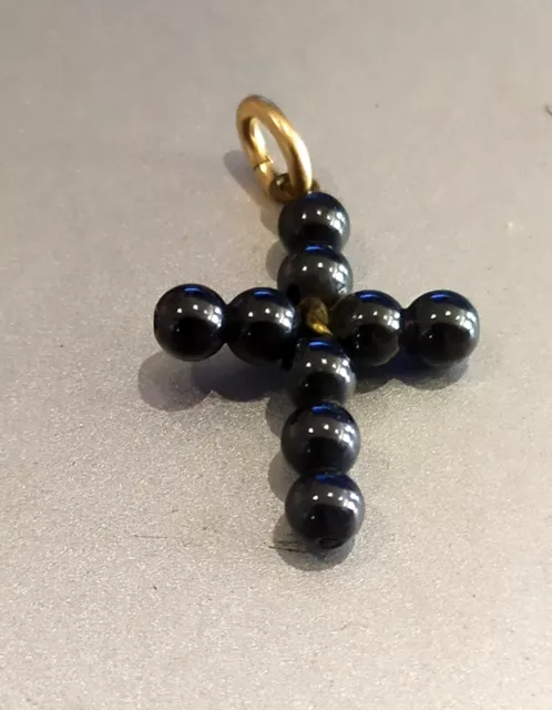 ancien  Pendentif assemblage de perle noir de Tahiti formant une croix