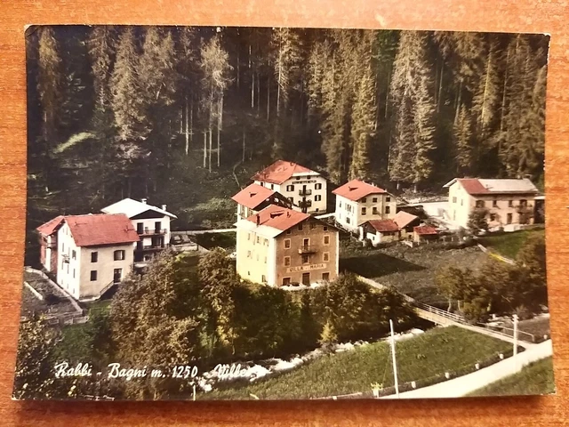 Rabbi - Bagni (Trento). Ville.