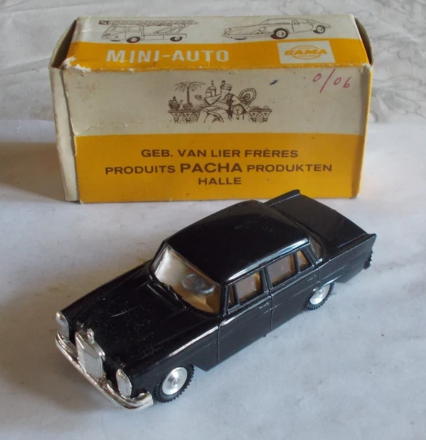 Voiture à Remonter GAMA Mercedes 220S Avec Clés Et Boîte - Occasion, Référence 407/4070