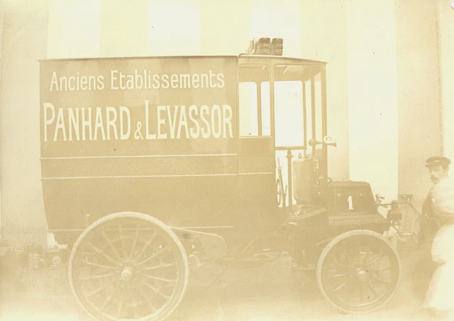 Photo Ancienne – Autobus Panhard & Levassor Devant La Tour Eiffel (1900-1920)