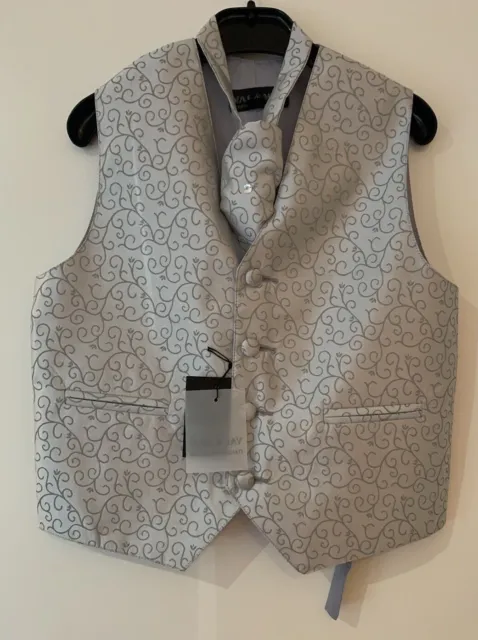New Boys Waistcoat & Cravat Set Silver By Val & Max Italian Collection Age 2-10