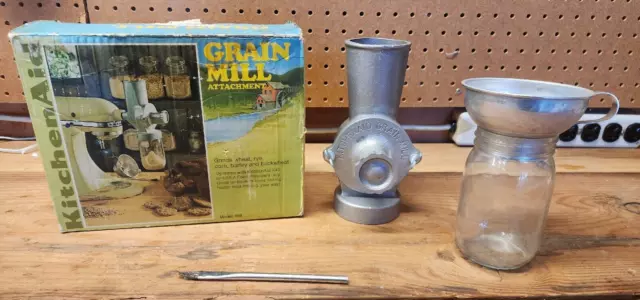 https://www.picclickimg.com/RjEAAOSwOSpkbWYS/KitchenAid-Grain-Mill-Attachment-GM-Hobart-Vintage-All.webp