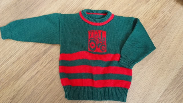 Trattore maglione vintage lavorato a mano design bambini età 2-3-4. Bretone a righe