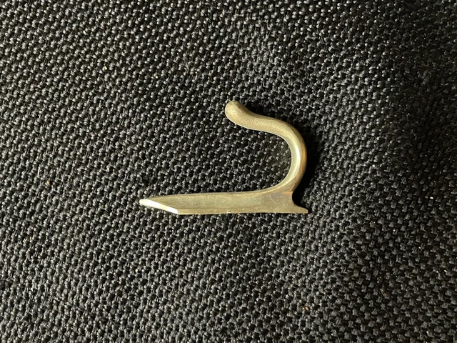 Bach Stradivarius Trumpet Finger Hook. Bach Stradivarius Trumpet Finger Hook.