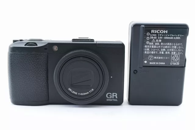 [Mint/78 Shots] Ricoh GR DIGITAL III 10.0MP w/Battery, Charger #254