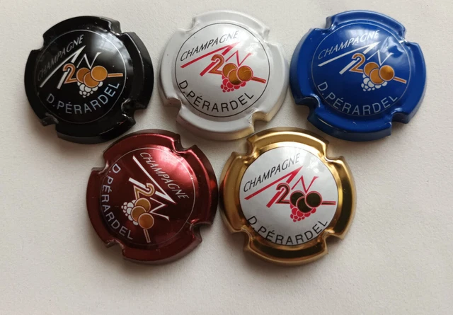 5 capsules de champagne AN 2000 PERSO D. PERARDEL série complete
