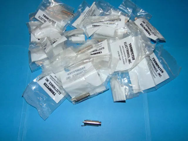 TROMPETER - TEI 14949 J8D - 24 x Funk Stecker Connector - NOS - Konvolut