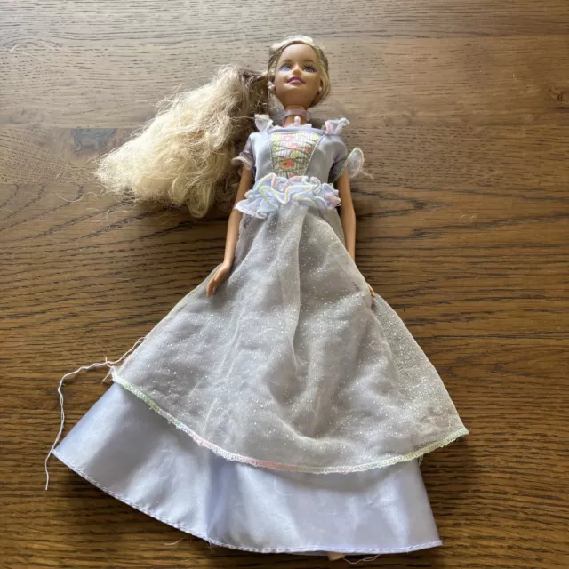 (7) Vintage 1999 Barbie Princess Fashion Doll