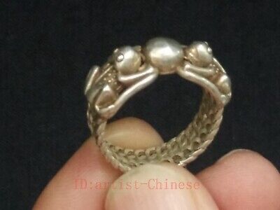 Old Collection China Tibet Silver Carving Lovely Frog Statue Ring Wonderful Gift
