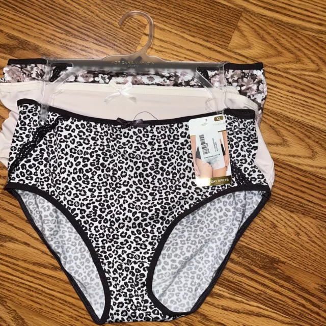 NWT ADRIENNE VITTADINI Studio 5-Pack Briefs Panties Underwear