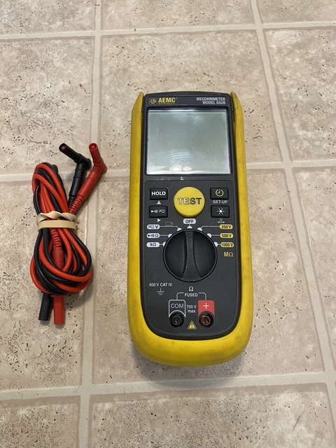 Aemc #6528 Hand Held Megohmmeter 1000V