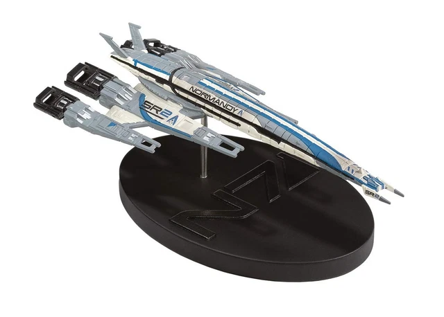 Dark Horse Deluxe Mass Effect Alliance: Normandy SR2 (Remastered Version) Shi...