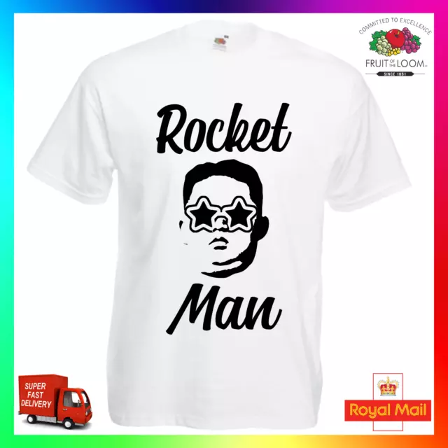 T-shirt uomo Rocket Man maglietta Rocketman Kim Jong Un Nuke divertente satira fantastica Natale