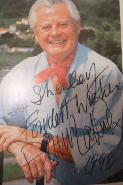 Drag Legend female impersonator DANNY LA RUE hand signed photo