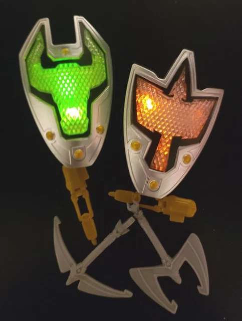 GREEN & YELLOW Power Rangers Mystic Force Light-up Shields , morphers ...