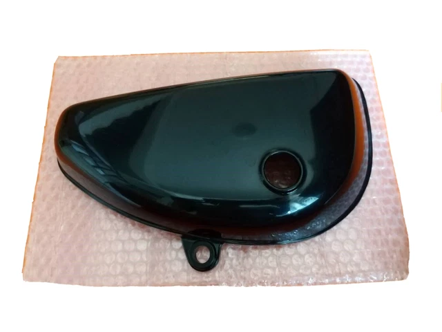Couvercle Latéral Droit Pour Suzuki GT 750 LC 1974-1977 - Pièce D'occasion, Référence 121199