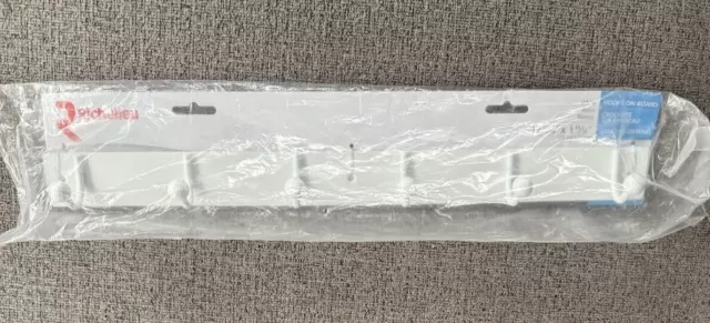 Richelieu...Utility Hook Rack in White With 6 Hooks...Hook Rail...NEW SEALED