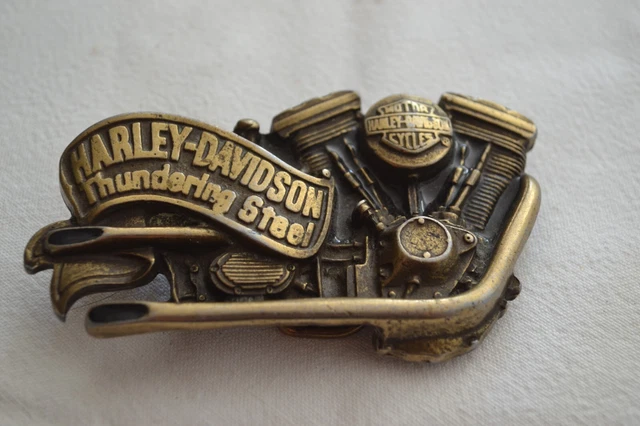 Boucle De Ceinturon Harley-Davidson Motif Moteur - Acier Doré, 40 Mm, Occasion