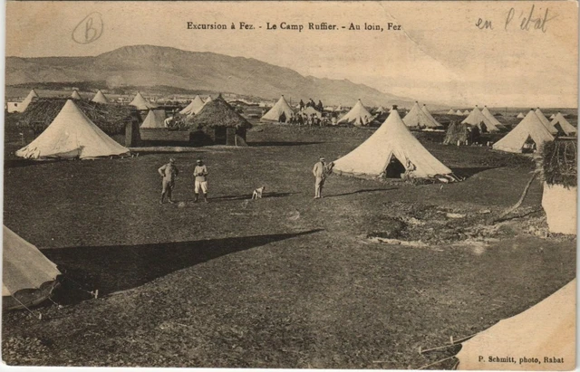 CPA AK Excursion a FEZ - Le Champ Ruffier-Au loin FEZ MAROC (669360)