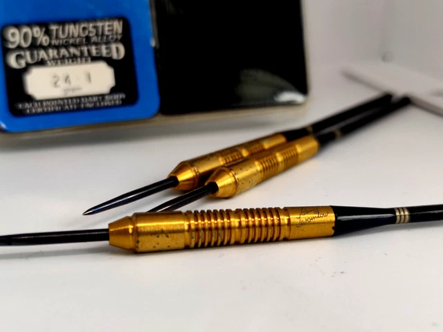 ダーツ unicorn HERO GOLDEN Barry Twomlow 17g RARE UNICORN GOLDEN Barry Twomlow 90% Tungsten Darts 22g £75.00